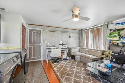 696 2ND Street Crete IL 60417