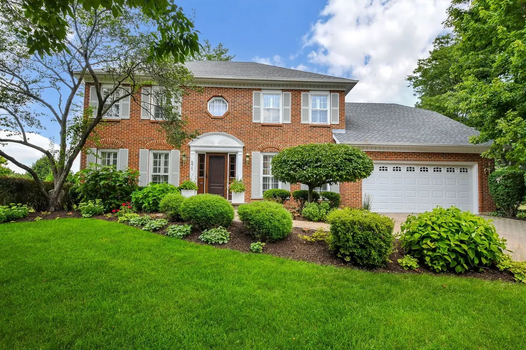 571 Apple River Drive Naperville IL 60565