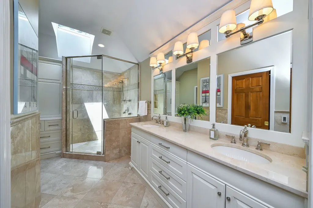 571 Apple River Drive Naperville IL 60565