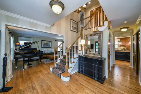571 Apple River Drive Naperville IL 60565