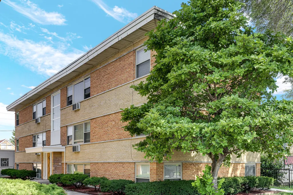 3725 North Harlem Avenue Chicago IL 60634