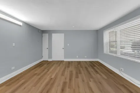 3725 North Harlem Avenue Chicago IL 60634