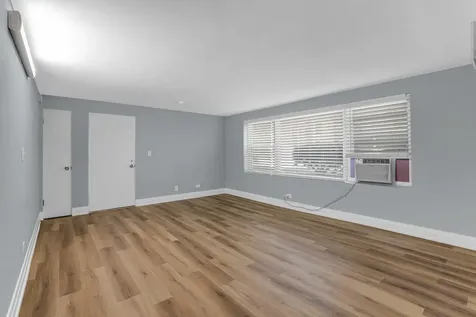 3725 North Harlem Avenue Chicago IL 60634
