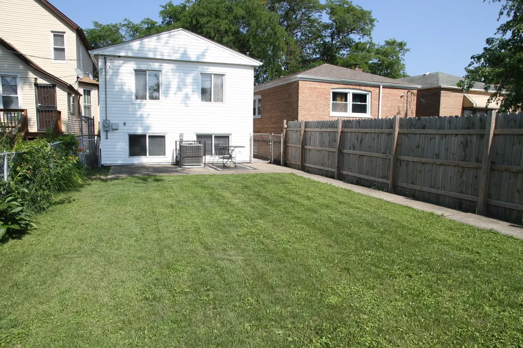 9042 South Emerald Avenue Chicago IL 60620