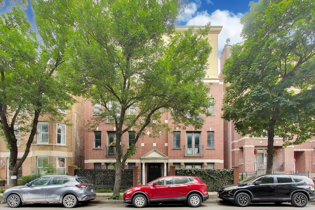 844 West Diversey Parkway Chicago IL 60614