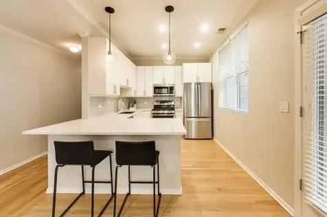 844 West Diversey Parkway Chicago IL 60614