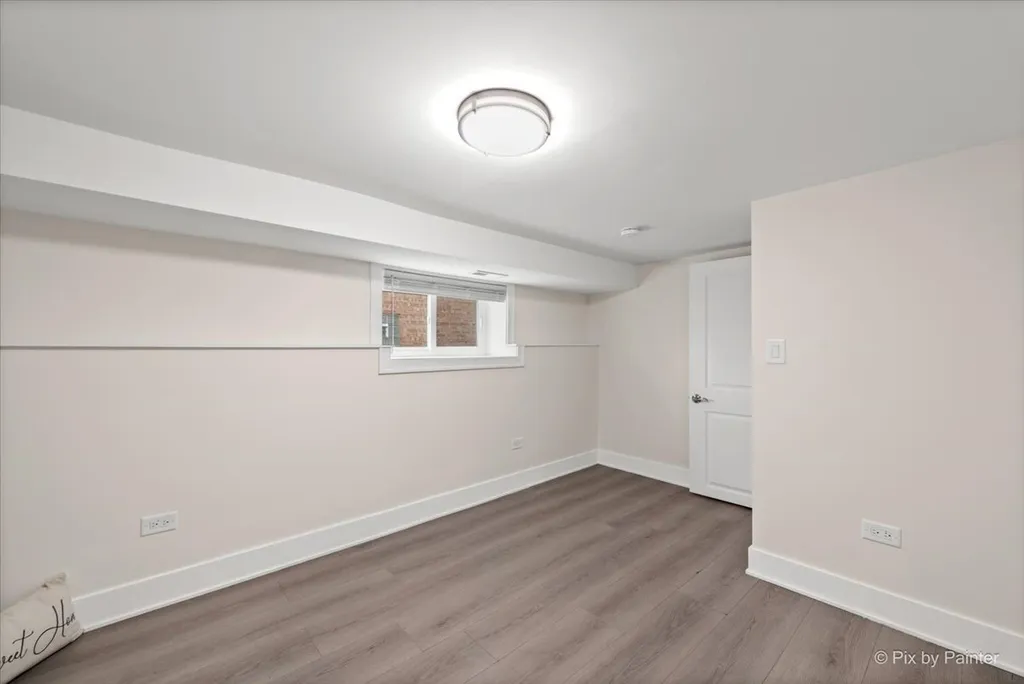 5252 North Mulligan Avenue Chicago IL 60630