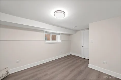 5252 North Mulligan Avenue Chicago IL 60630