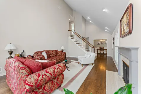 1138 Lynette Drive Lake Forest IL 60045