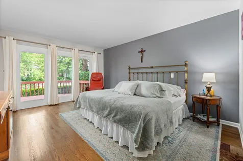 1138 Lynette Drive Lake Forest IL 60045