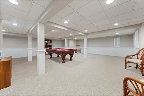 1138 Lynette Drive Lake Forest IL 60045