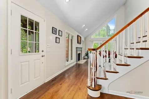 1138 Lynette Drive Lake Forest IL 60045
