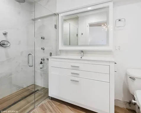3110 North Greenview Avenue Chicago IL 60657
