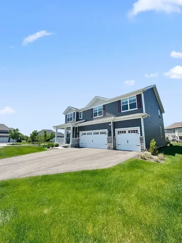 765 Kentshire Circle Elgin IL 60124