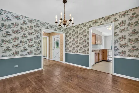 125 Grace Lane Barrington IL 60010