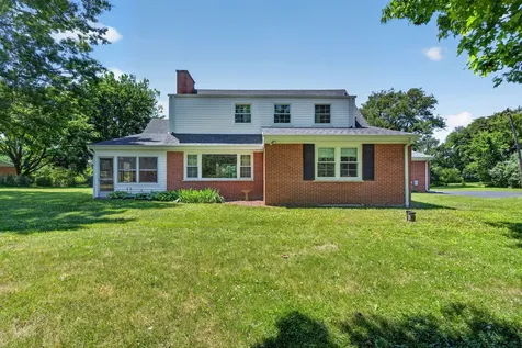 125 Grace Lane Barrington IL 60010