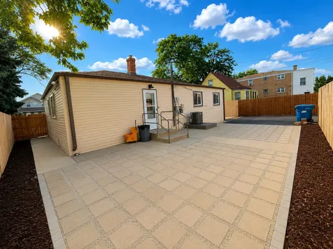 1643 North 43rd Avenue Stone Park IL 60165