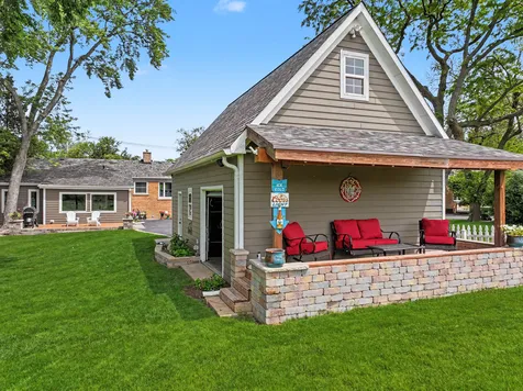 2531 Glenview Road Glenview IL 60025