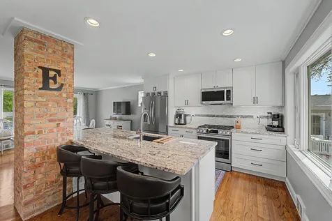 2531 Glenview Road Glenview IL 60025
