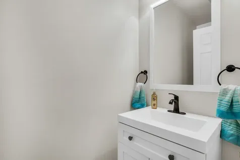 227 Rainier Way Fox Lake IL 60020