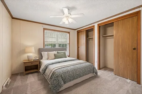 726 Hillcrest Lane Crystal Lake IL 60014