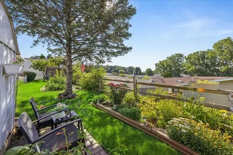 726 Hillcrest Lane Crystal Lake IL 60014
