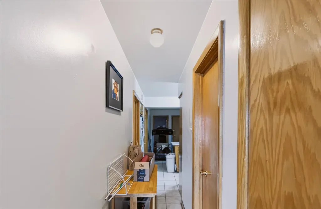 6128 South Kilpatrick Avenue Chicago IL 60629