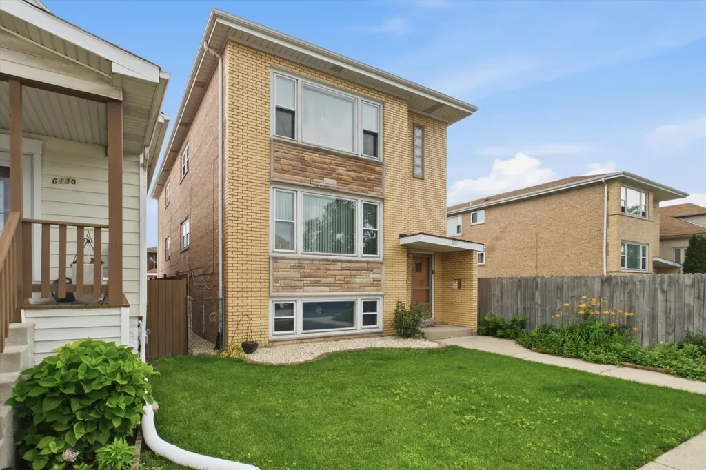 6128 South Kilpatrick Avenue Chicago IL 60629