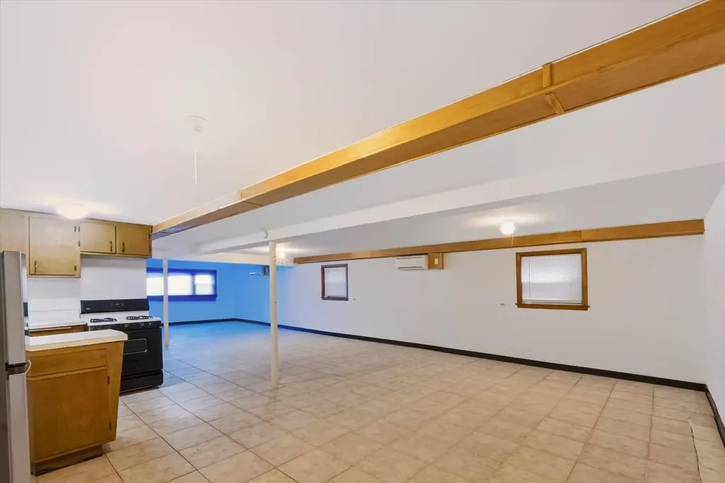 6128 South Kilpatrick Avenue Chicago IL 60629