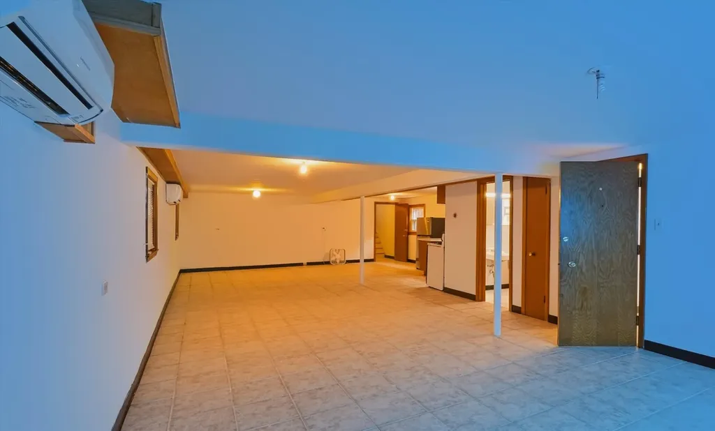 6128 South Kilpatrick Avenue Chicago IL 60629