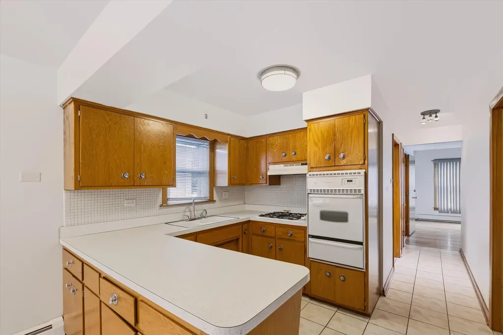 6128 South Kilpatrick Avenue Chicago IL 60629