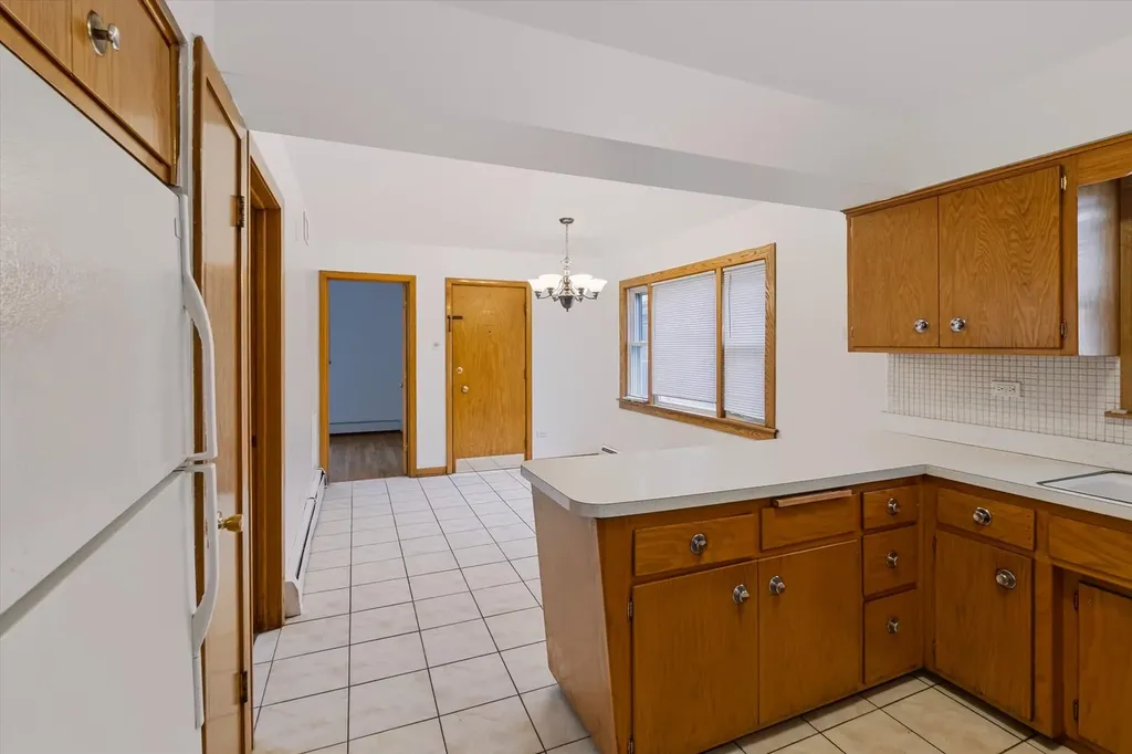 6128 South Kilpatrick Avenue Chicago IL 60629