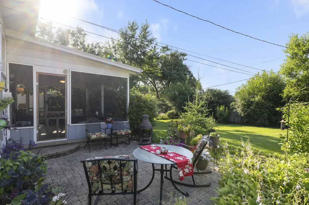 270 East Harrison Road Lombard IL 60148