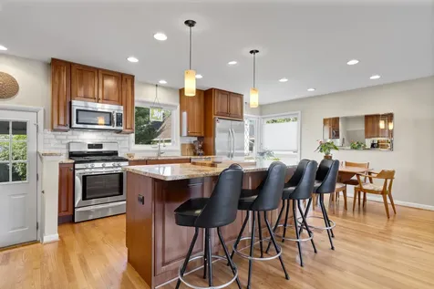 270 East Harrison Road Lombard IL 60148