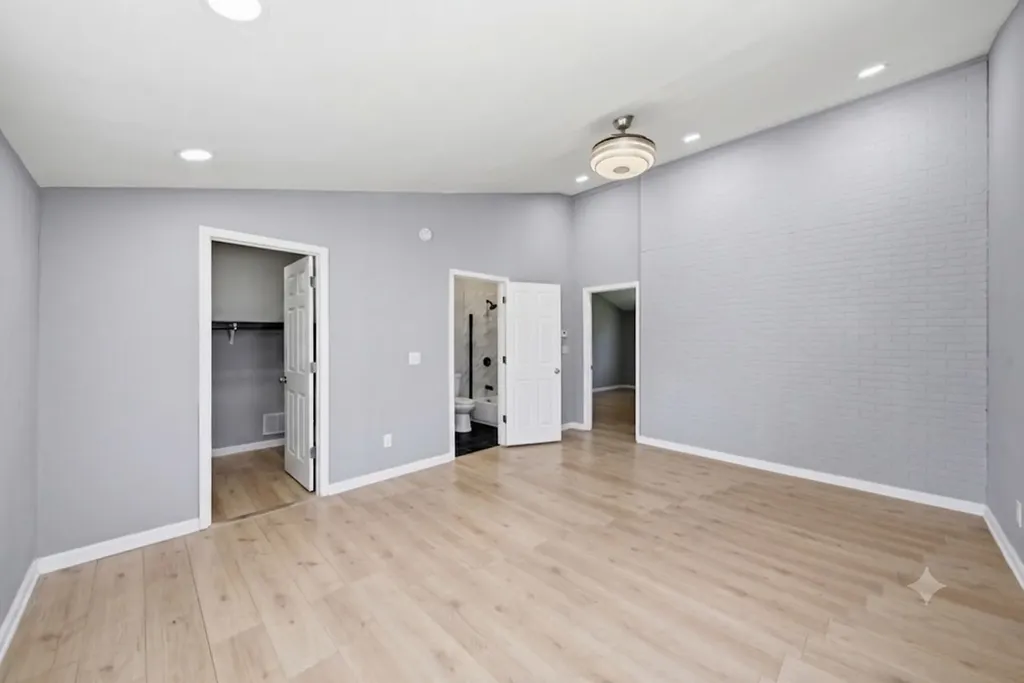 12018 South Bishop Street Chicago IL 60643