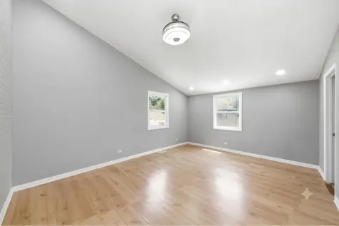 12018 South Bishop Street Chicago IL 60643