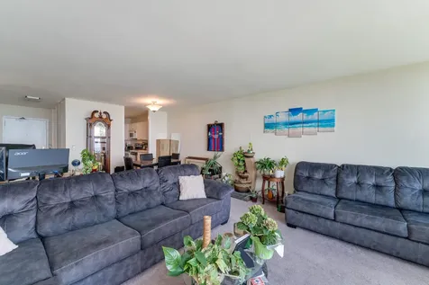 1850 North Clark Street Chicago IL 60614