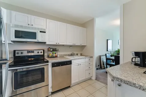 1850 North Clark Street Chicago IL 60614