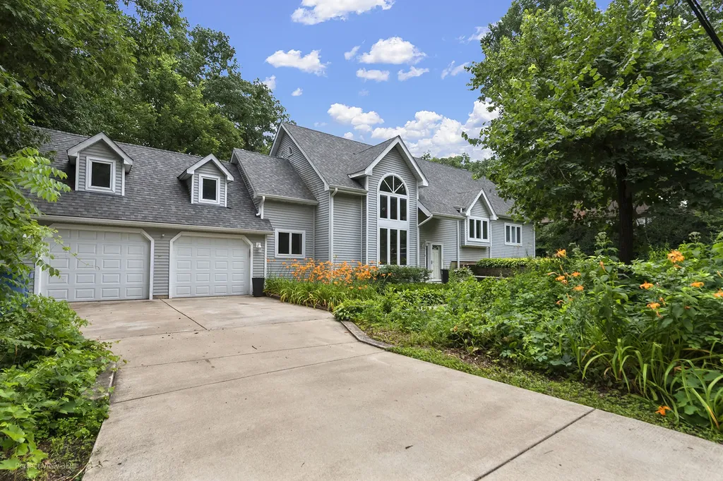 11505 South 86th Avenue Palos Park IL 60464