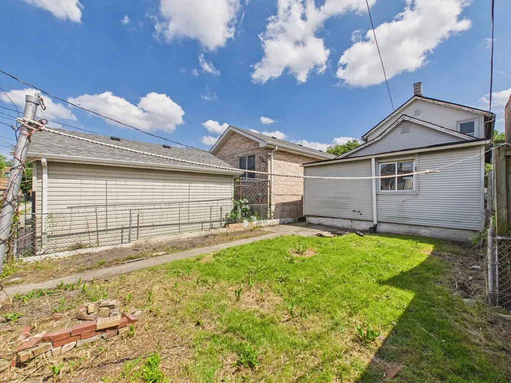 2322 West 36th Street Chicago IL 60609