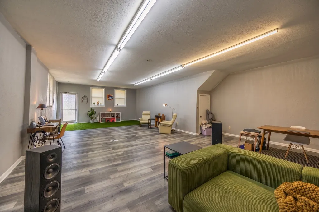 1759 West 21st Street Chicago IL 60608