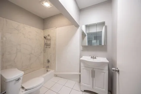 1759 West 21st Street Chicago IL 60608