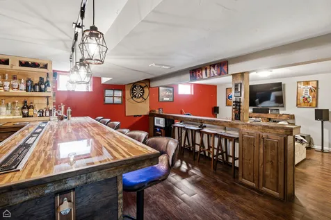 1978 North Fork Circle Elgin IL 60123