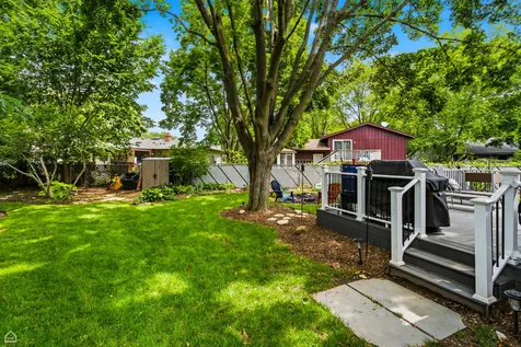 1978 North Fork Circle Elgin IL 60123