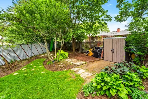 1978 North Fork Circle Elgin IL 60123