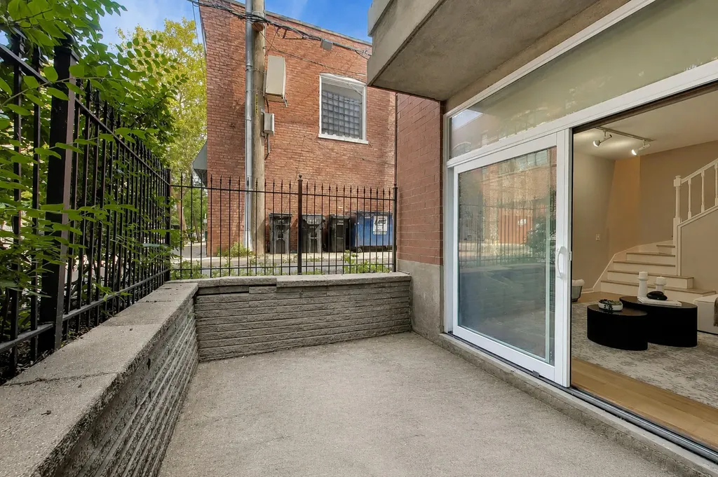 2545 North Racine Avenue Chicago IL 60614