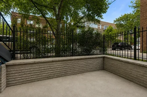 2545 North Racine Avenue Chicago IL 60614