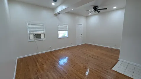 2834 West Fletcher Street Chicago IL 60618