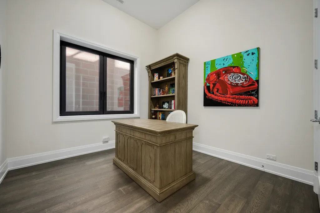 3037 North Lincoln Avenue Chicago IL 60657