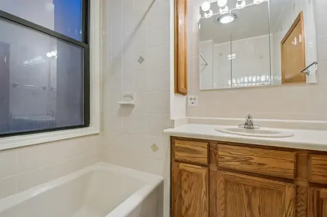 1354 West George Street Chicago IL 60657